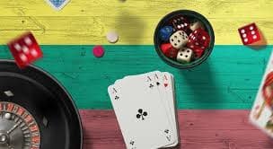 RM98 me ဂိမ်းလော်ဘီ Slots နှင့် Live Casino ဂိမ်းများ ကစားနေသော မြန်မာ Online Gaming ကစားသမားများ